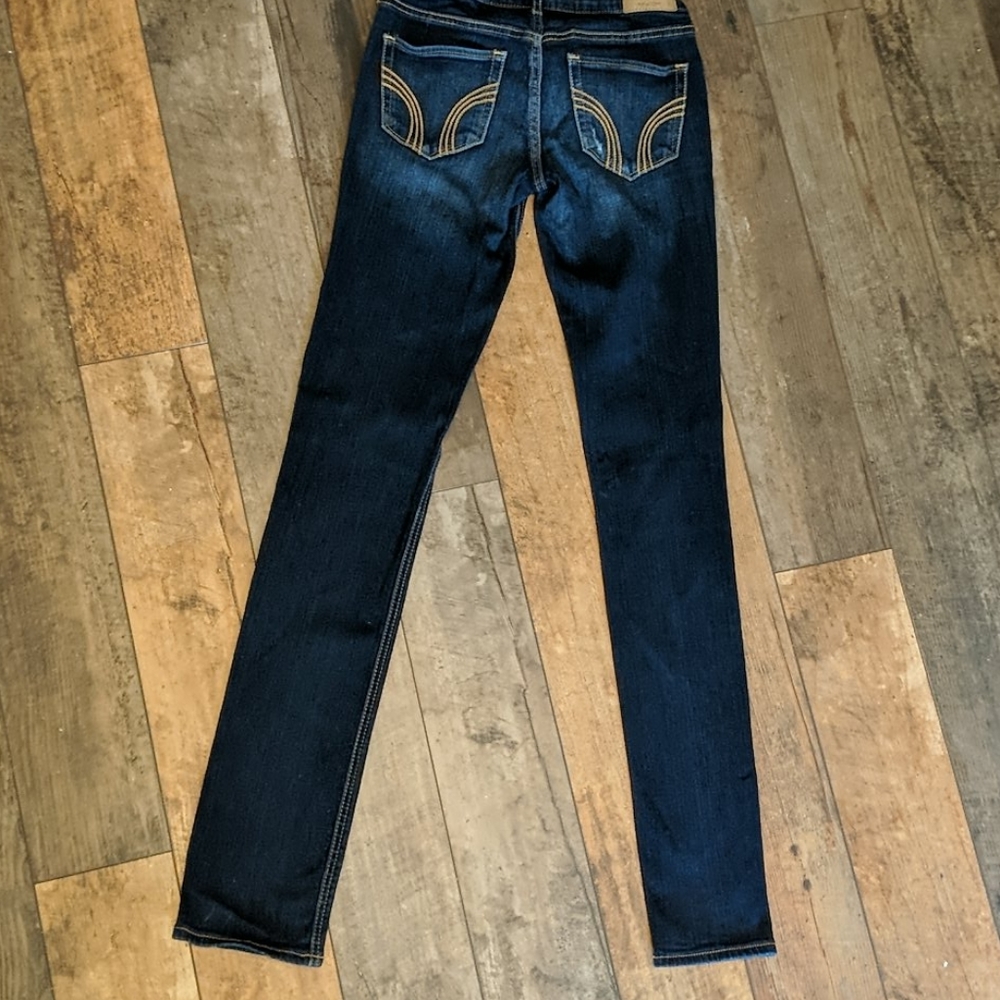 Hollister denim straight leg dark wash